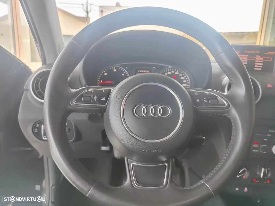 Audi A1 1.6 TDI Attraction - 24