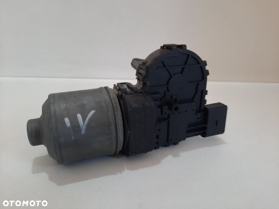 SILNICZEK WYCIERACZEK PRZOD PRZEDNICH VW GOLF IV BORA OCTAVIA LEON SLASK WYSYLKA VAT - 1