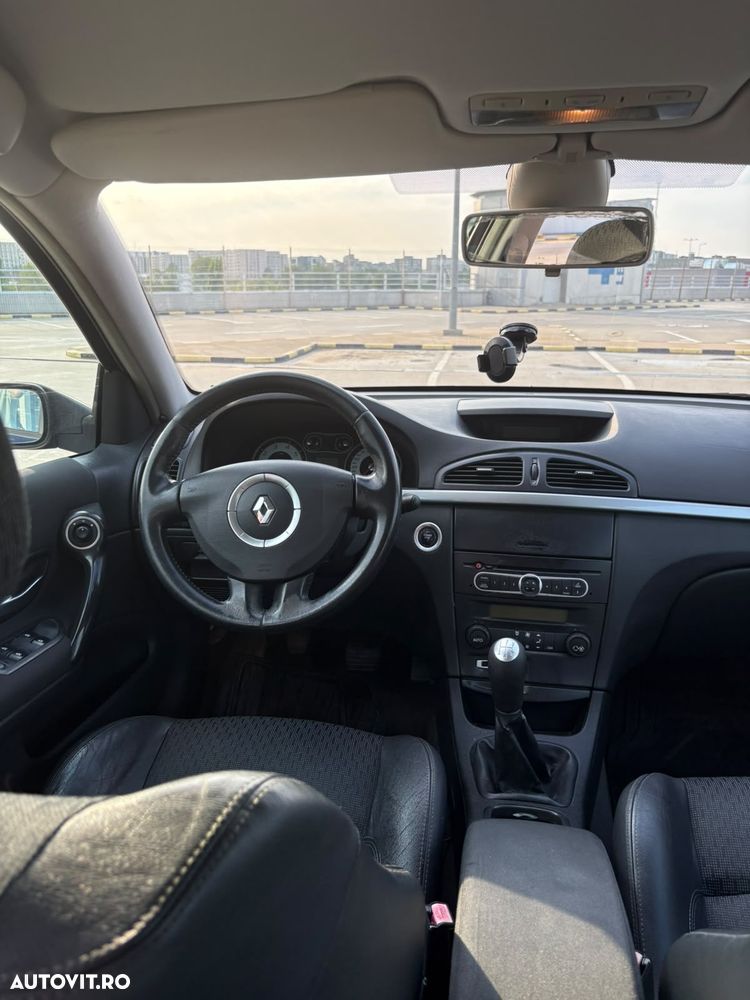 Renault Laguna 2.0 16V Dynamique - 10