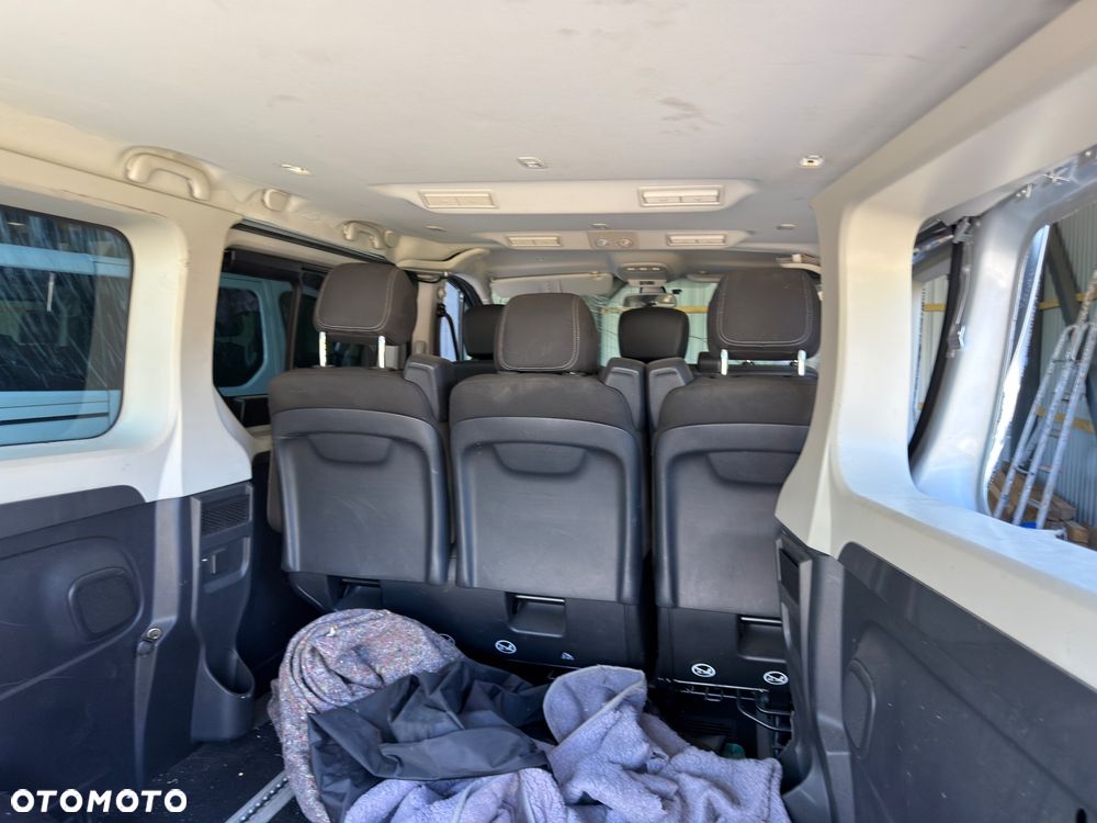 Renault Trafic Grand 2.0 dCi EDC - 9