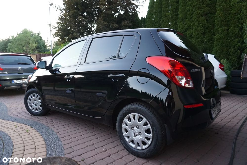 Hyundai i20 - 12