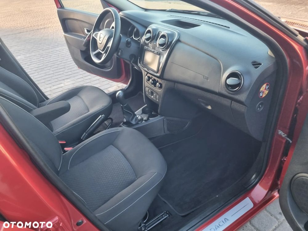 Dacia Logan SCe 75 Essential - 28