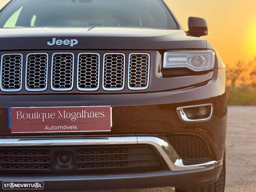 Jeep Grand Cherokee 5.7 V8 HEMI 4WD Auto Summit - 10