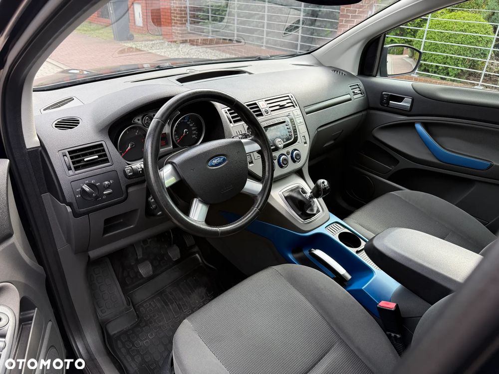 Ford Kuga 2.0 TDCi 4x4 Trend - 24