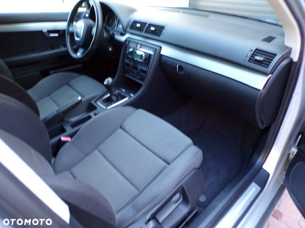 Audi A4 Avant - 29