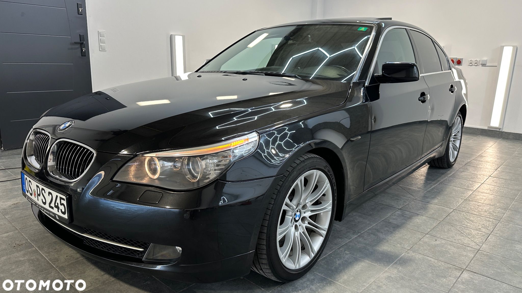 BMW Seria 5 - 1