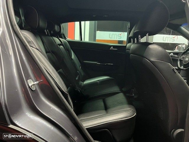 Kia Sportage 2.0 CRDI ISG GT Line - 14