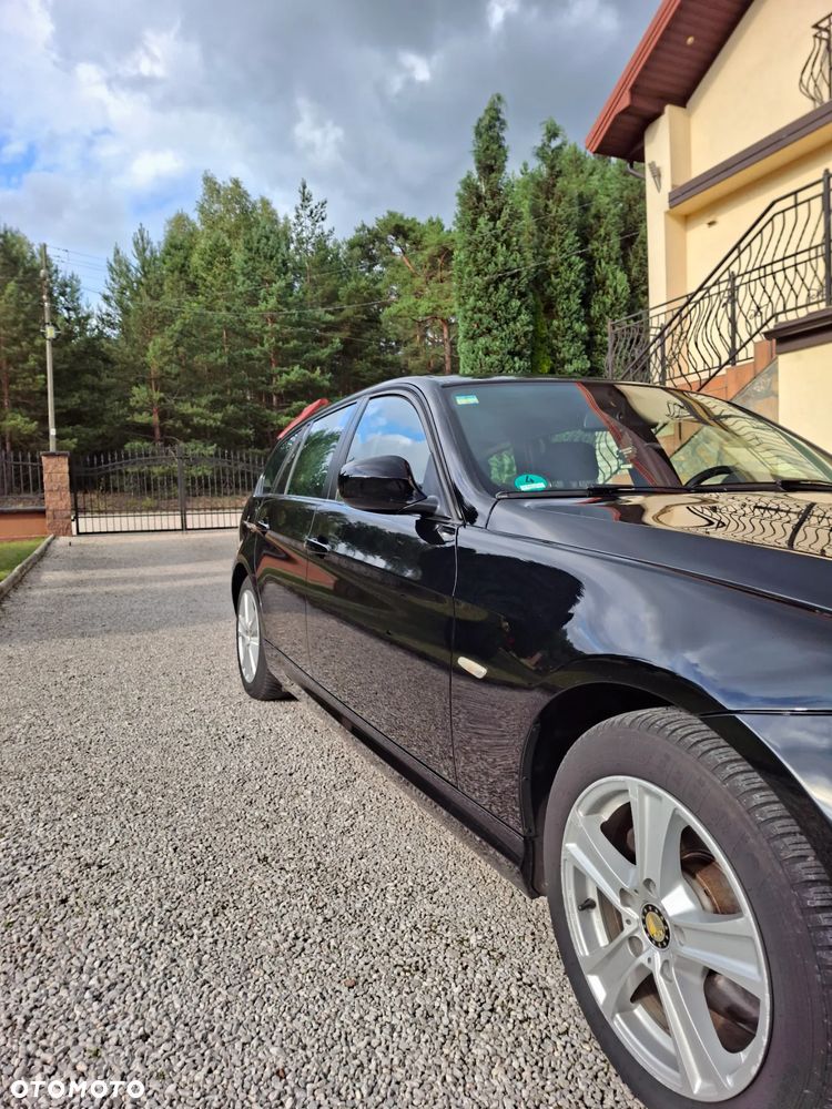 BMW Seria 3 318d - 4