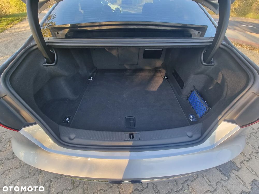 Audi A8 3.0 TDI Quattro - 9