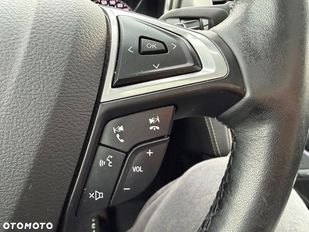 Ford Mondeo SW TDCi Bi-Turbo PowerShift-Aut Vignale - 33