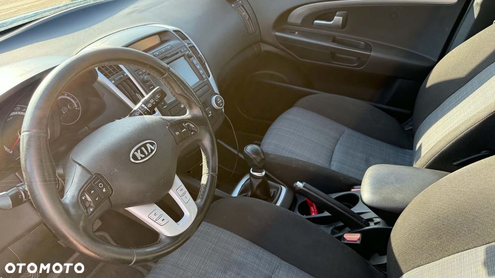 Kia Ceed 1.6 Crdi Comfort + - 7
