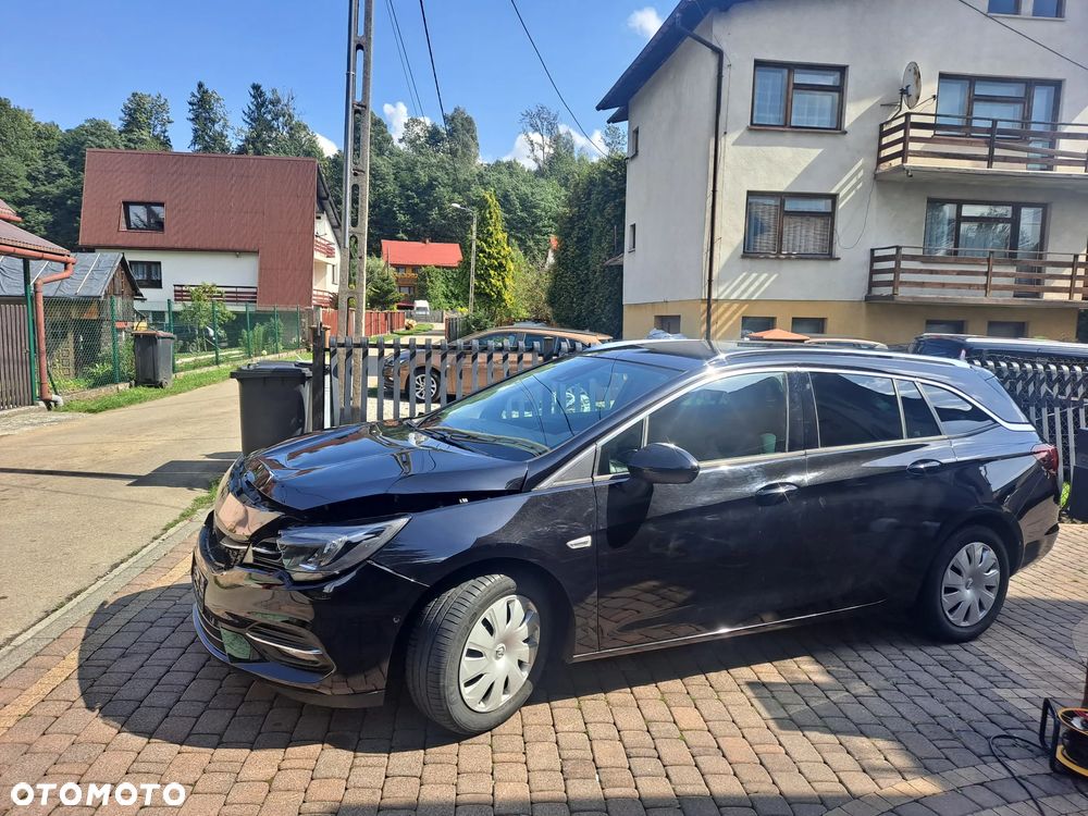 Opel Astra 1.4 Turbo Start/Stop Sports Tourer St Business Edition - 7