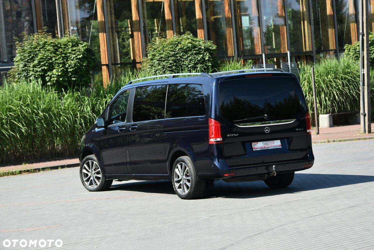 Mercedes-Benz Klasa V - 4