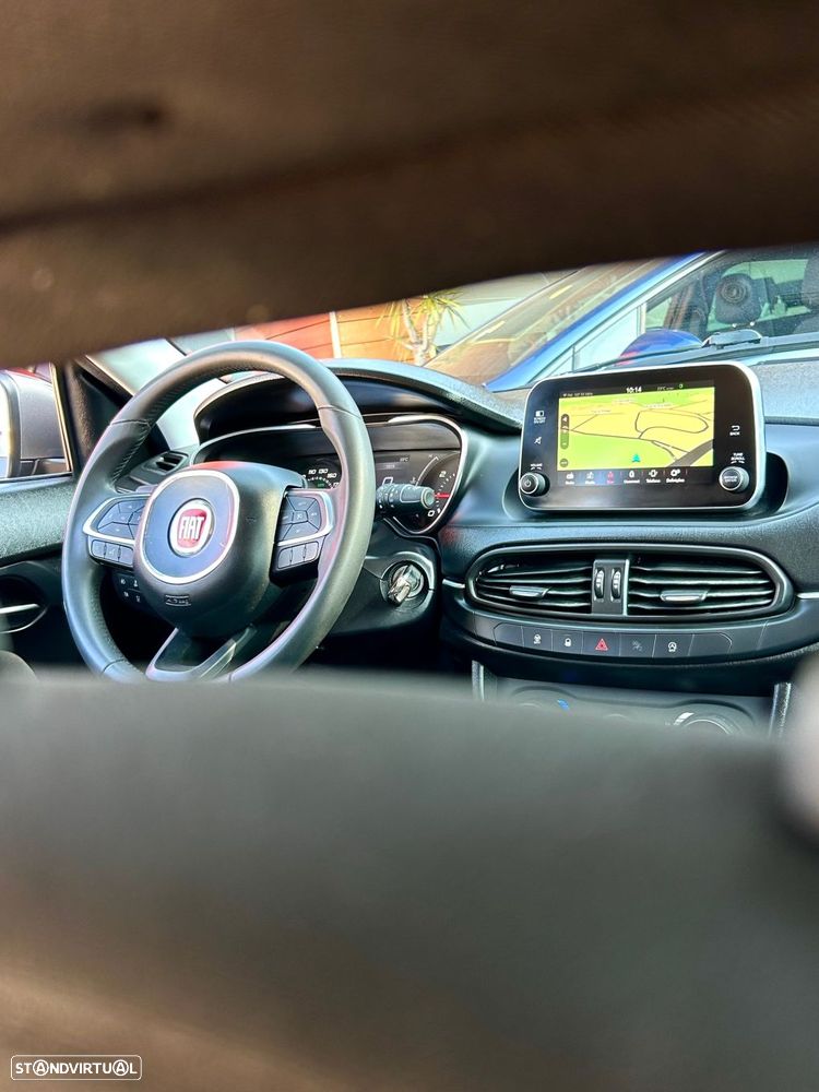 Fiat Tipo Station Wagon 1.3 M-Jet Lounge - 22