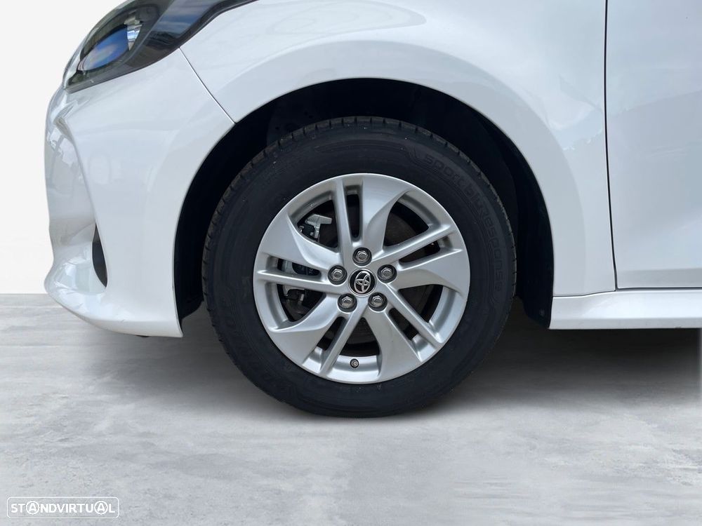 Toyota Yaris - 16