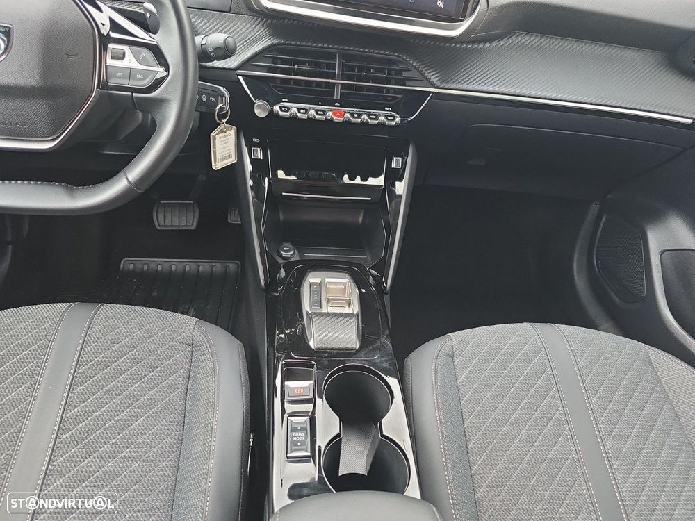 Peugeot 208 1.2 Hybrid Allure e-DCS6 - 11
