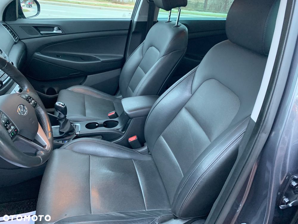 Hyundai ix35 blue 1.6 2WD Finale Gold - 23