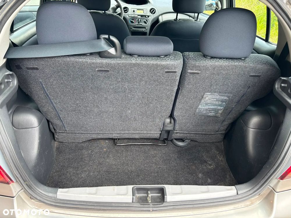 Toyota Yaris 1.3 Sol - 14