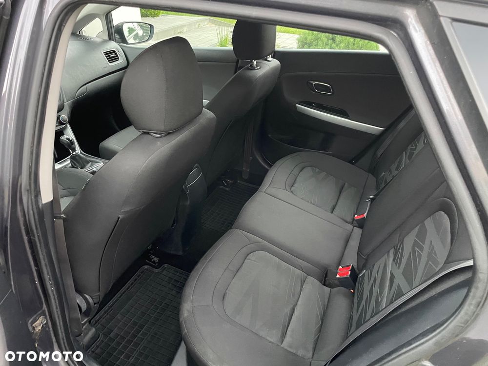 Kia Ceed 1.6 GDI Business Line - 12