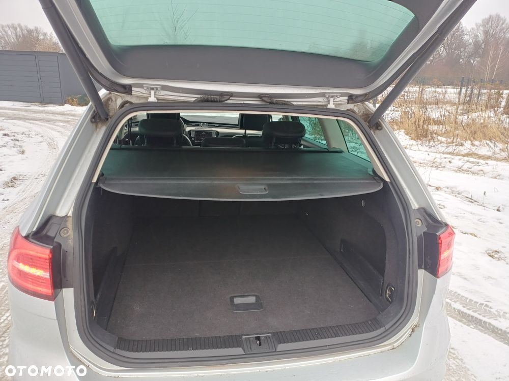 Volkswagen Passat 2.0 TDI BMT Highline - 11
