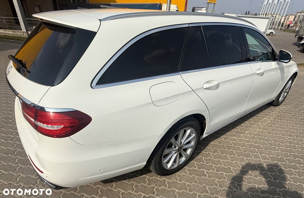 Mercedes-Benz Klasa E - 19