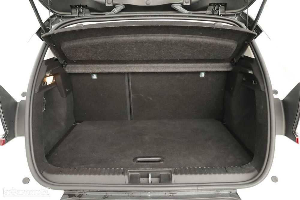Renault Captur 1.0 TCe Techno Bi-Fuel - 26