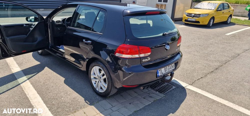 Volkswagen Golf 2.0 TDI DPF DSG Highline - 9