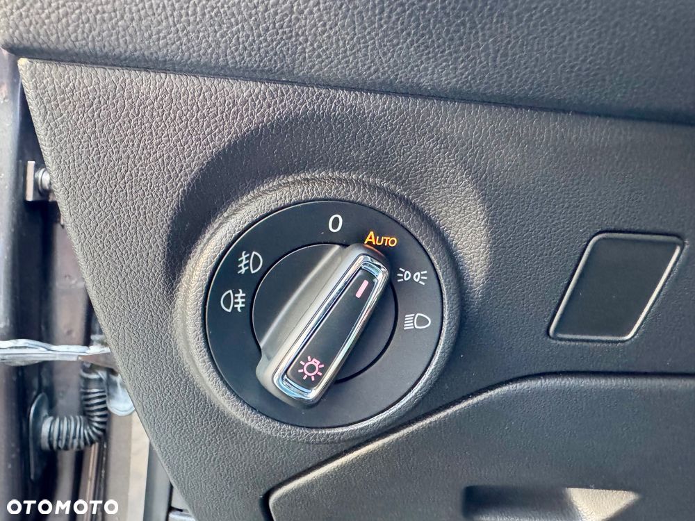 Seat Leon 2.0 TDI DPF Start&Stop DSG FR - 16