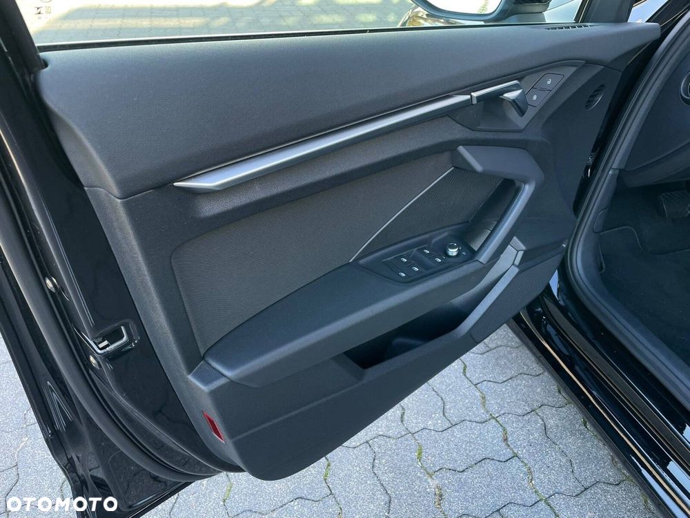 Audi A3 Sportback - 16