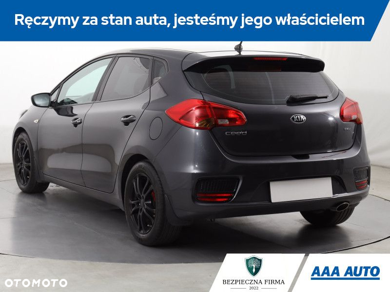 Kia Ceed - 5