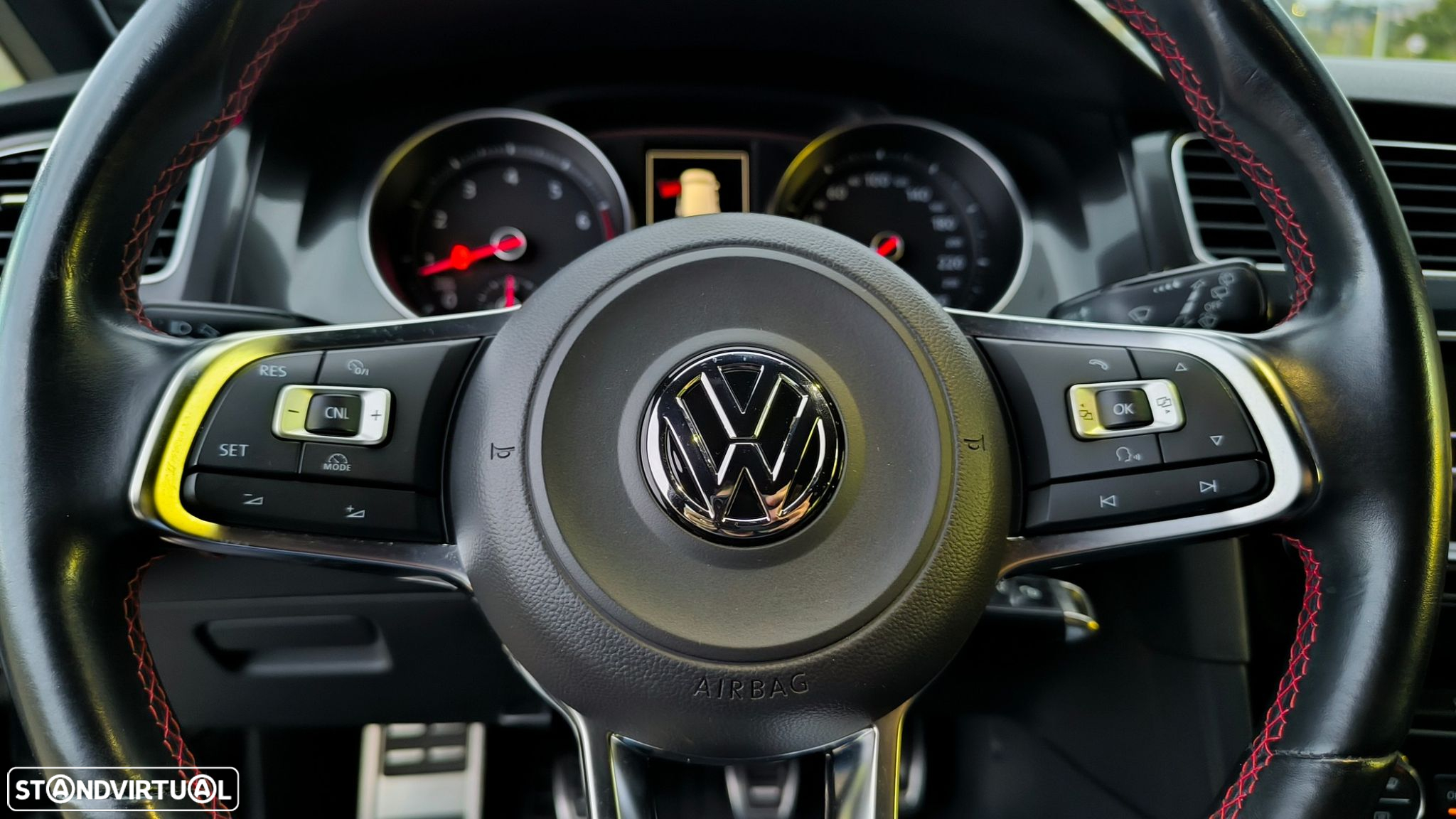 VW Golf 2.0 TSi GTi - 19