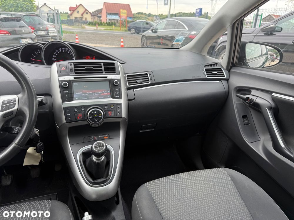 Toyota Verso - 11