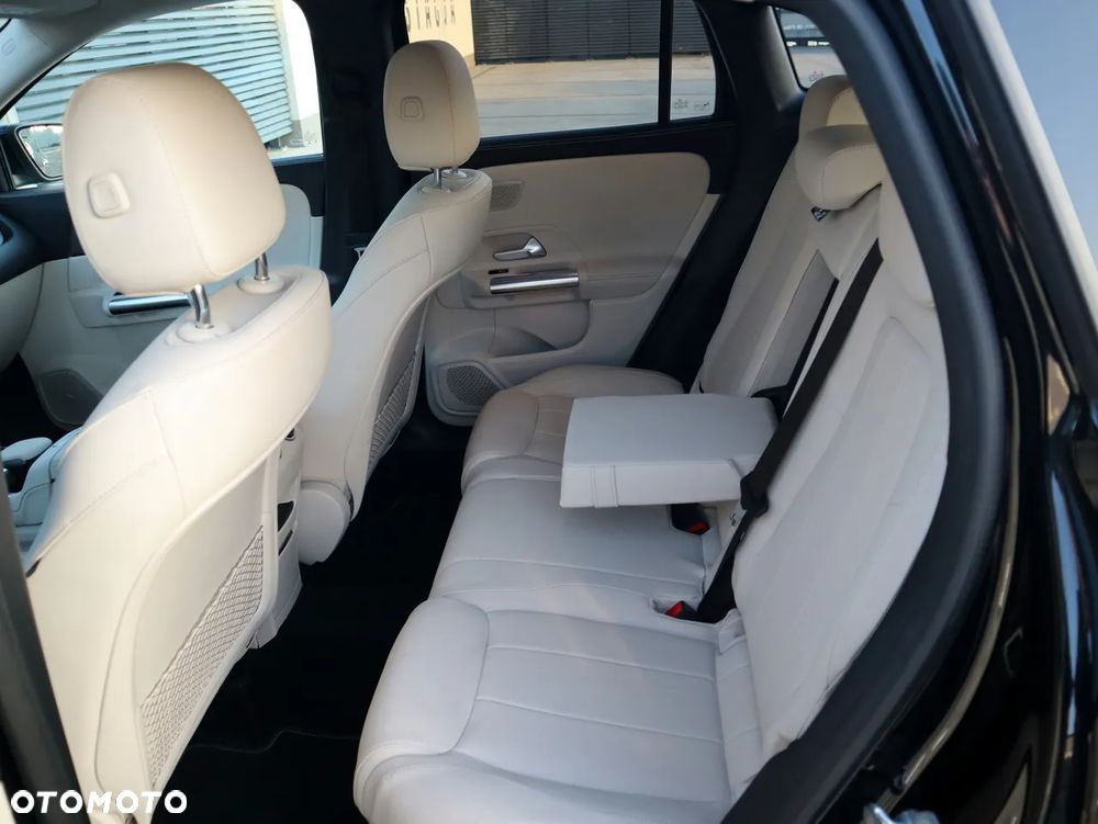 Mercedes-Benz GLA 200 d 4-Matic Progressive 8G-DCT - 38