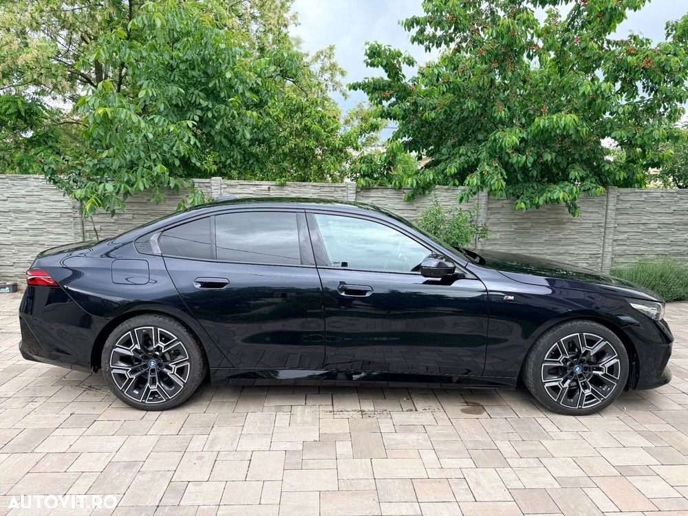 BMW Seria 5 520d AT MHEV - 3