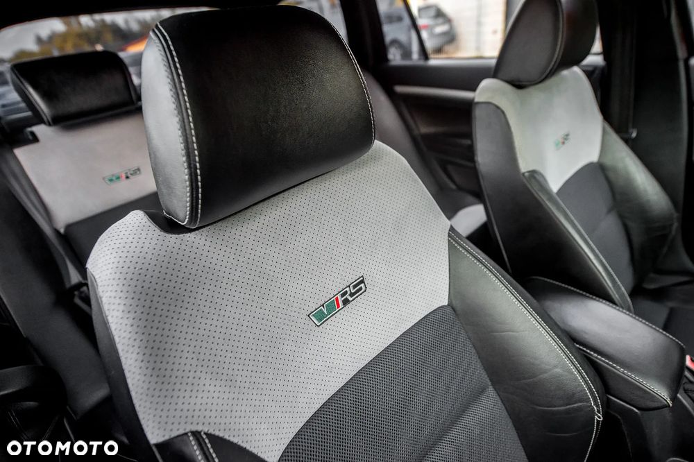Skoda Octavia 2.0 TSI RS - 23