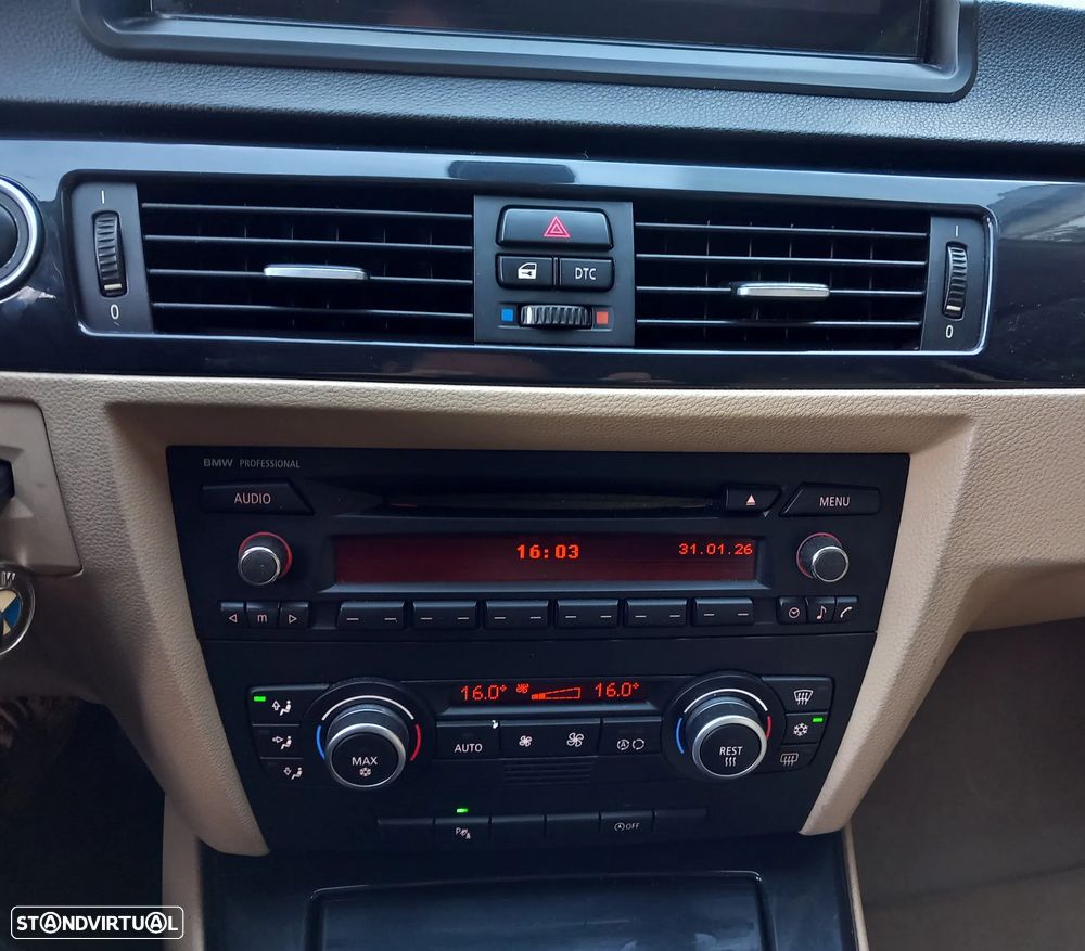 BMW 320 d Navigation - 21