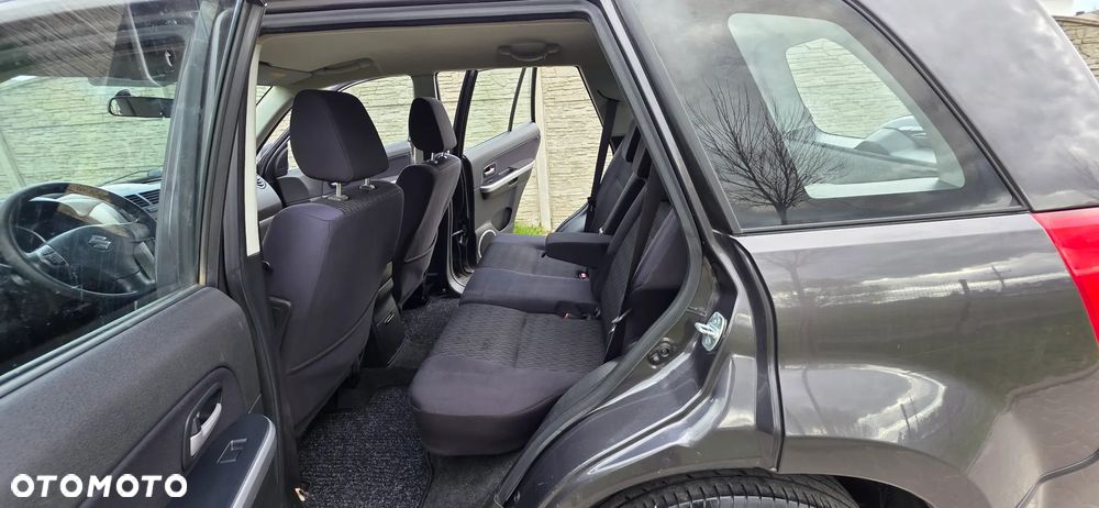 Suzuki Grand Vitara - 17