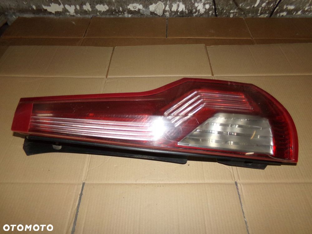 lampa prawa tył tylna wkład citroen c4 picasso 06-09r.europa - 1
