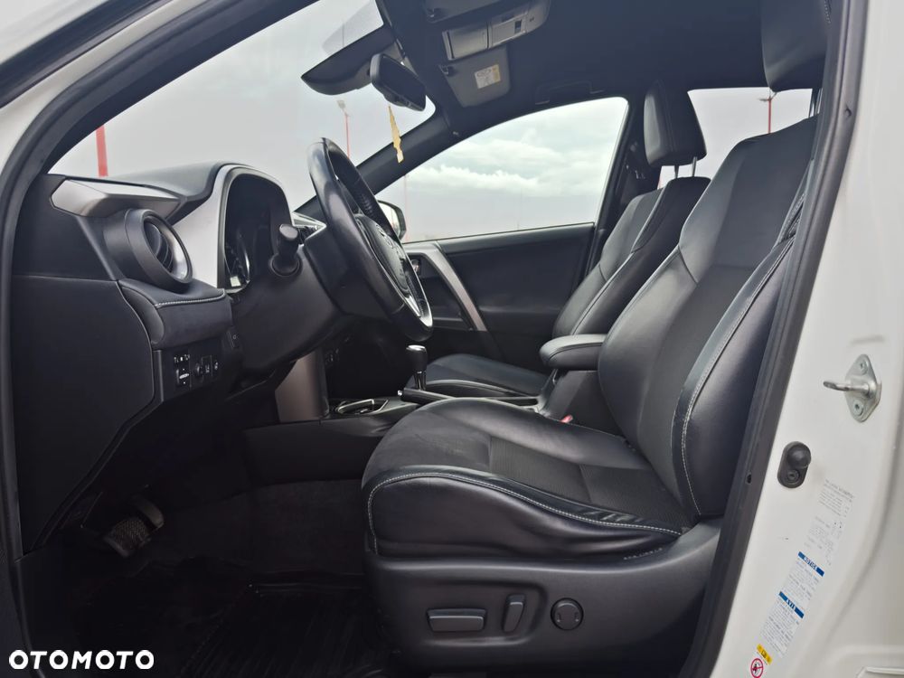 Toyota RAV4 Hybrid Prestige 4x4 - 19