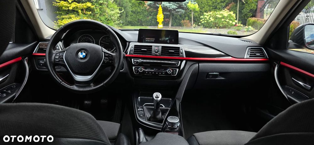 BMW Seria 3 318i GPF Sport Line - 7