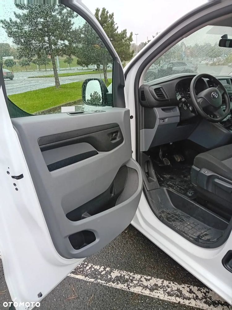 Toyota ProAce Kombi 2.0 D-4D Medium 2,8t - 19