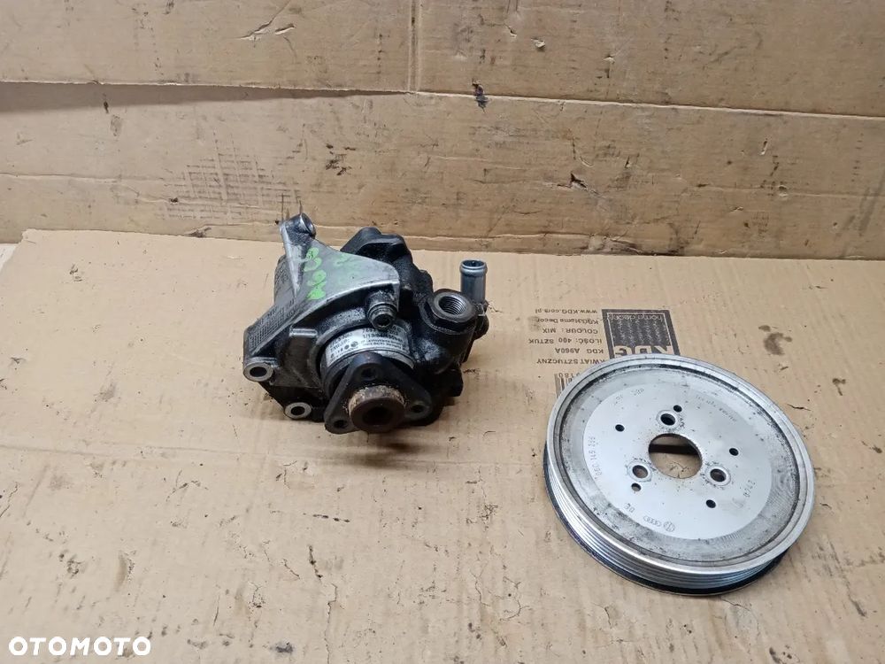 Pompa wspomagania kierownicy Audi A6 C6 3.2 FSI 4F0145155C 06E145393A - 1