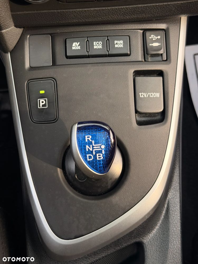 Toyota Auris - 15