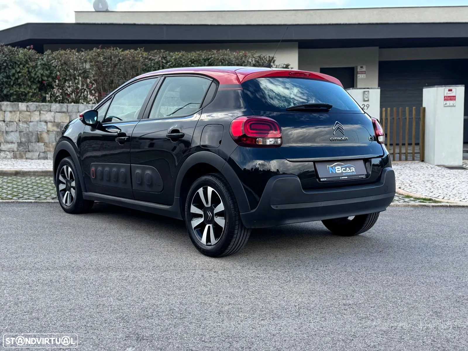 Citroën C3 1.2 PureTech Shine - 6