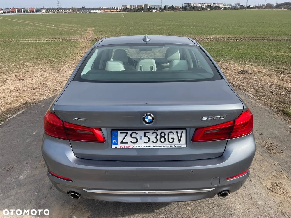 BMW Seria 5 520d Luxury Line - 7