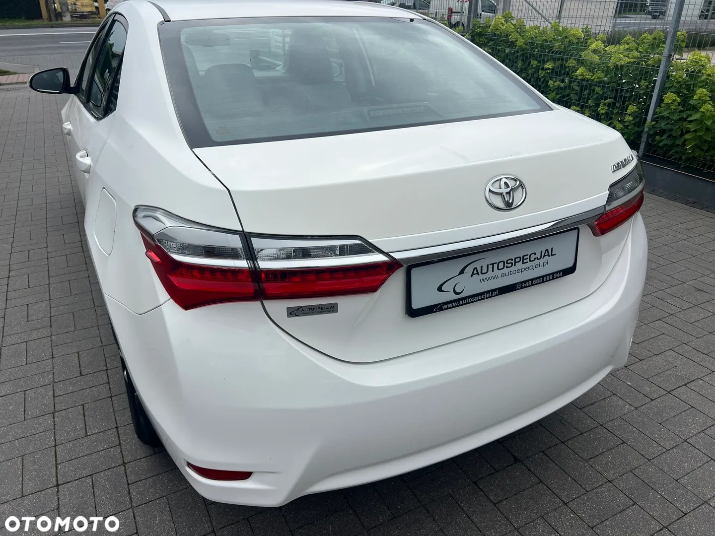 Toyota Corolla 1.6 Classic Plus - 9