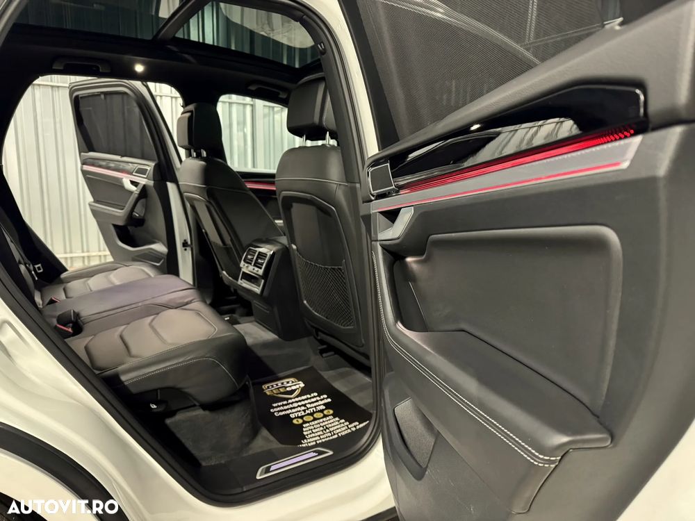 Volkswagen Touareg 3.0 V6 TDI 4Motion DPF Automatik R-Line - 37