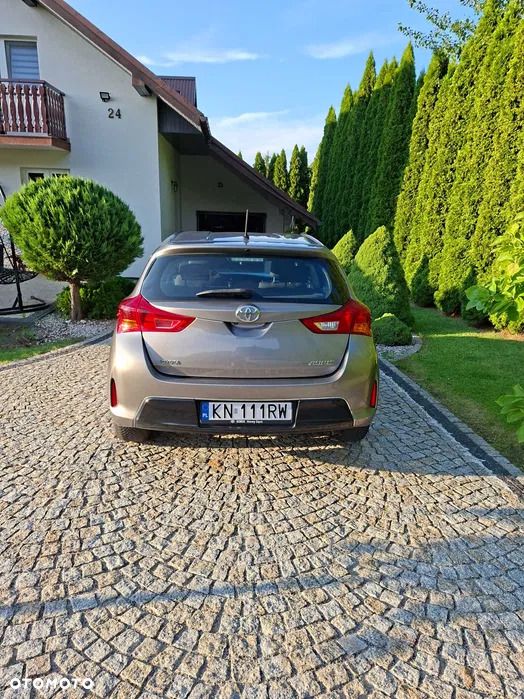 Toyota Auris 1.4 D-4D Premium - 5