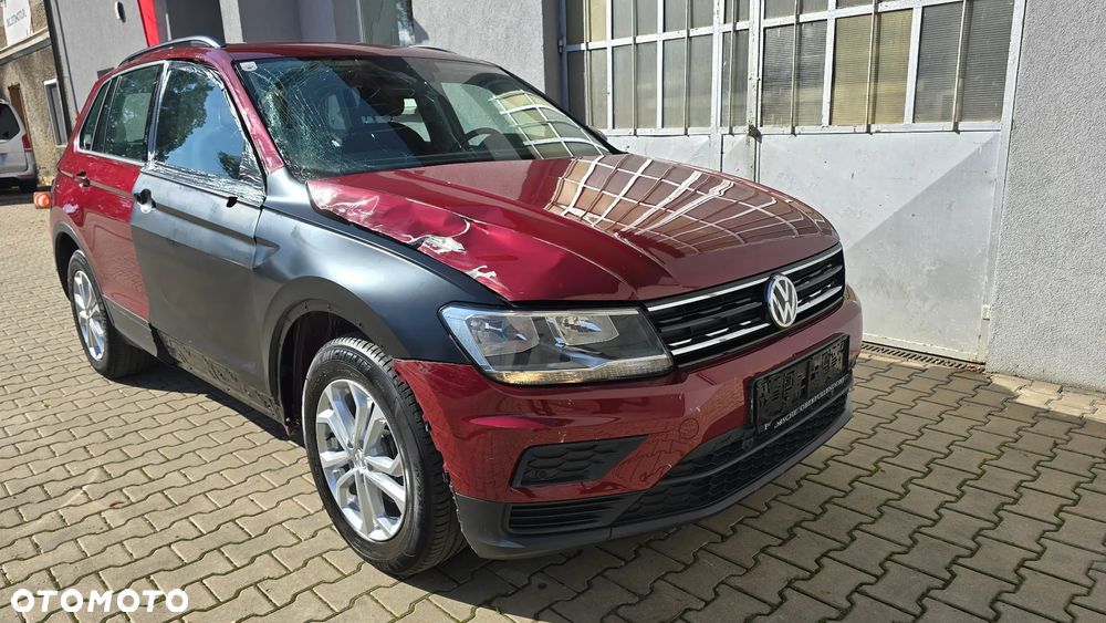 Volkswagen Tiguan - 11