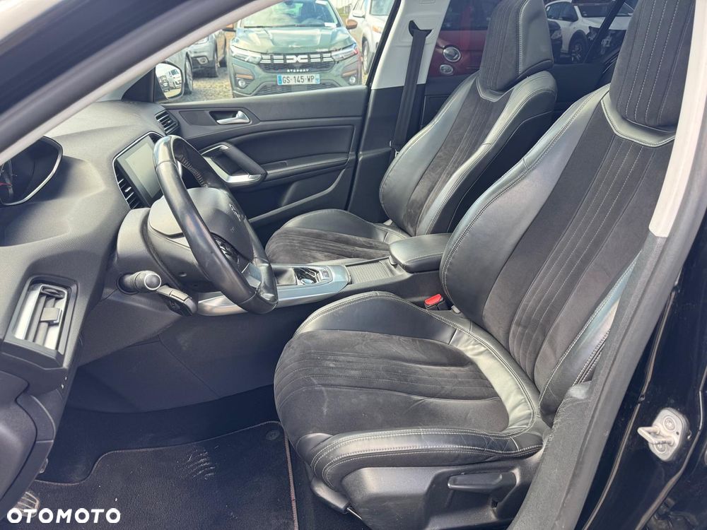 Peugeot 308 e-HDi 115 Stop & Start Niveau 2 Business-Line - 19